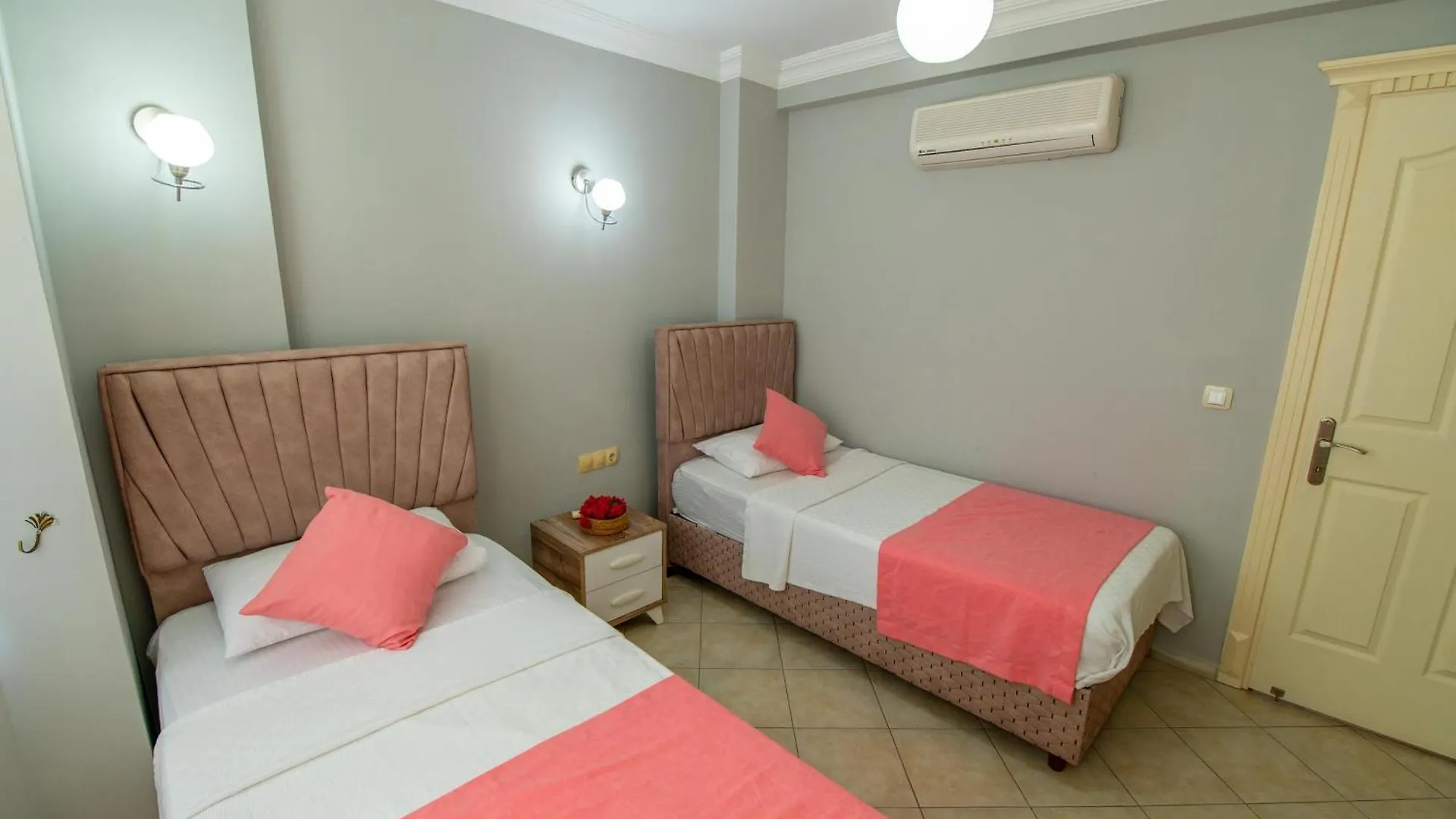 Sunset Beach Club Aqualettings Oyster 5 Fethiye Villa